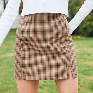 brandy melville plaid cara skirt
